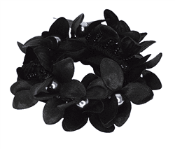 Резинка для волос объёмные чёрные цветы